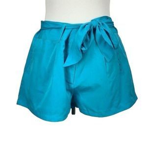 Glo Shorts Light‎ Blu Size 9 Dress Shorts paperbag tie waist short